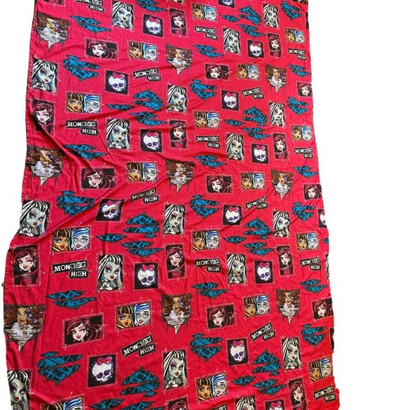 Pink MONSTER HIGH Twin Flat Bed Sheet - Pink With Assorted Colorful Graphics - Picture 2 of 9